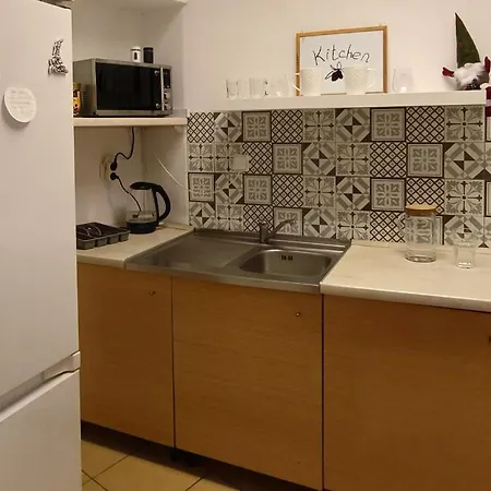 בית הארחה Przytulny Prywatny W Centrum 1 *